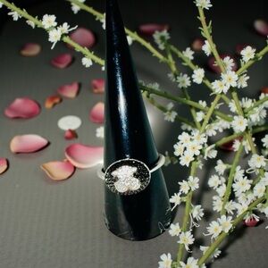 Elegant Black and Silver 925 Ring Size 9